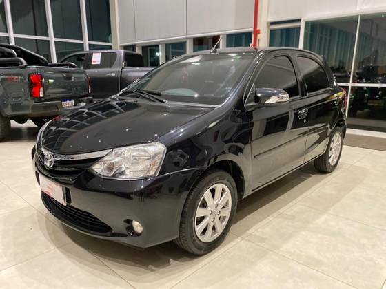 TOYOTA ETIOS 1.5 XLS 16V FLEX 4P AUTOMÁTICO TOYOTA ETIOS 1.5 XLS 16V FLEX 4P AUTOMÁTICO